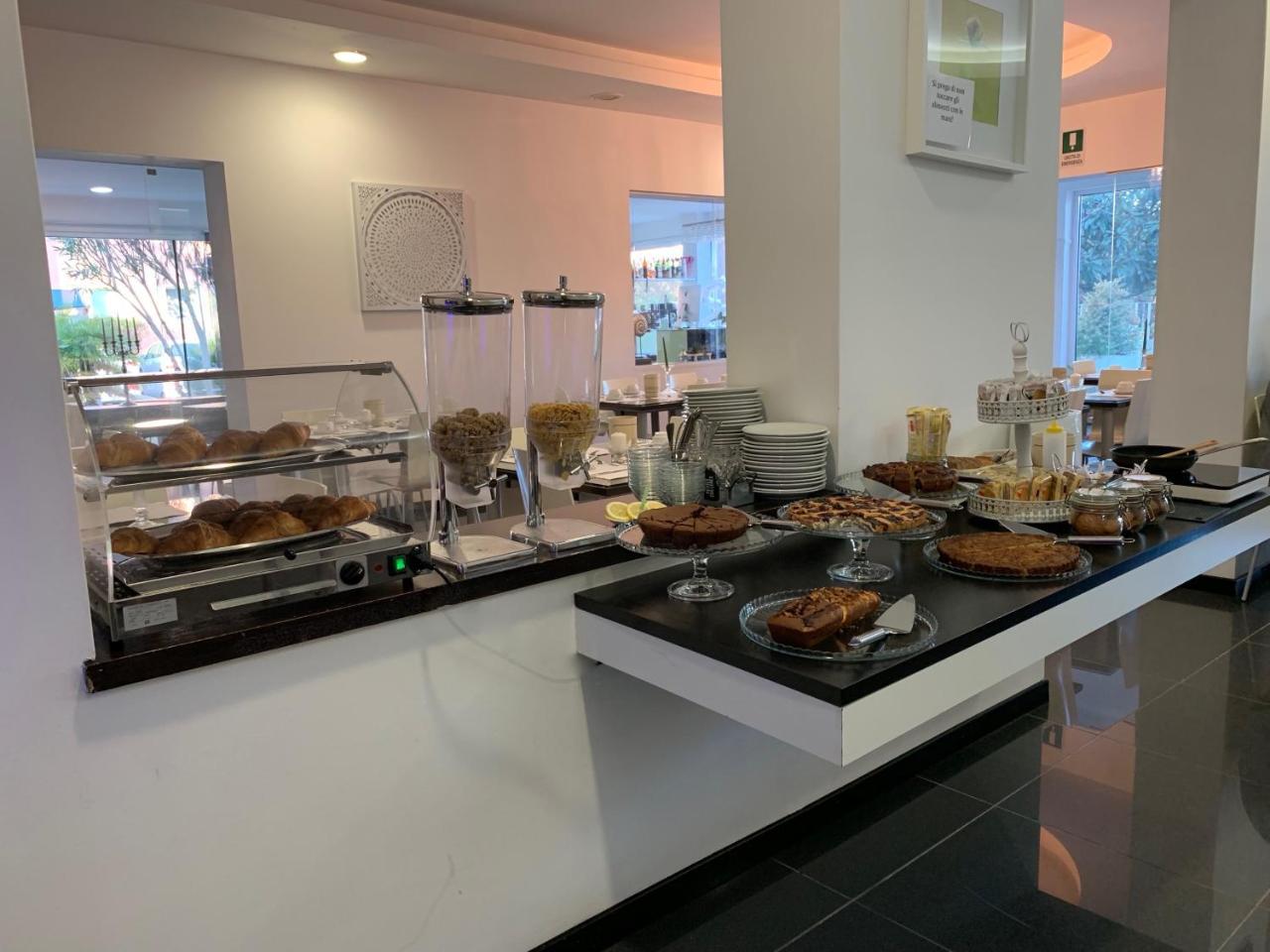Villa Liliana Cervia Bagian luar foto